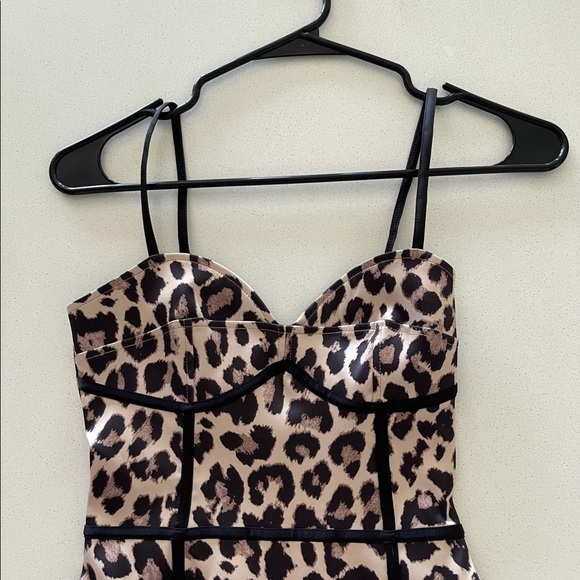 H&M Cheetah print dress! - Picture 2 of 4